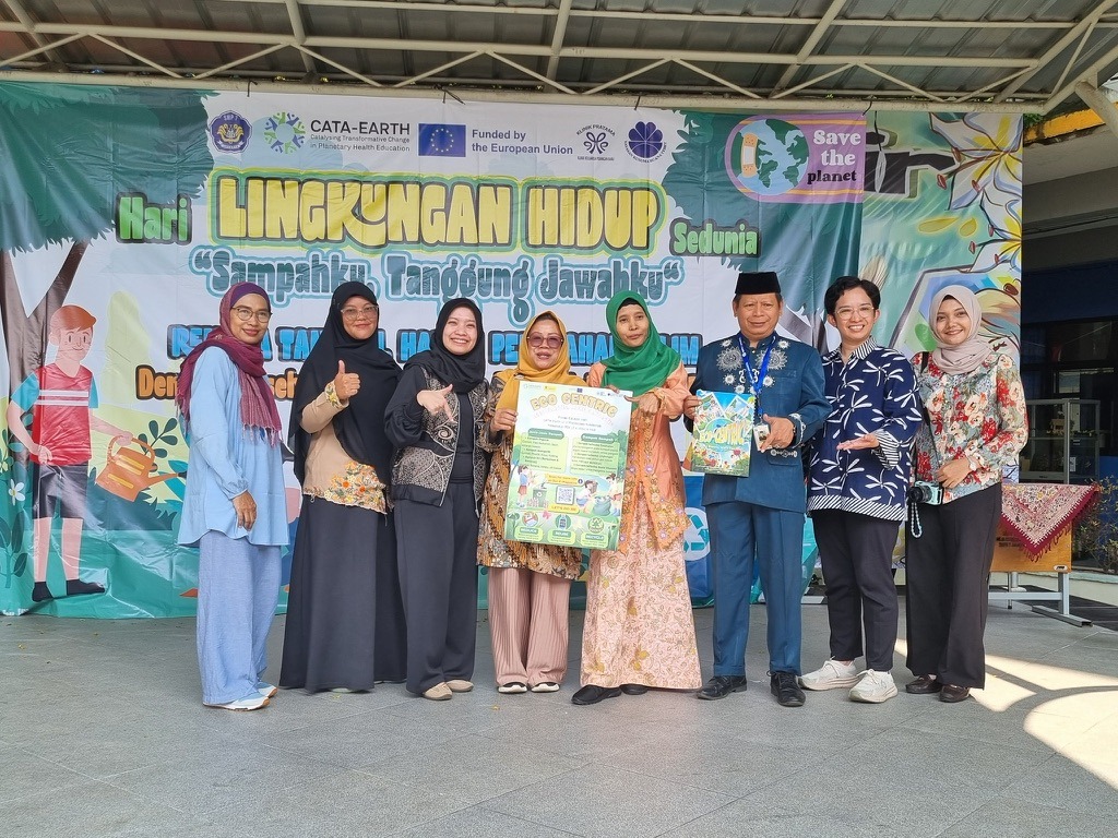 Building Resilient Youth: Celebrating World Environment Day with SMPN 7 Jakarta X CATA-Earth UI X YKB